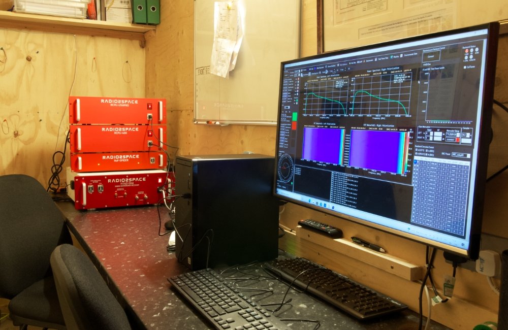 SPIDER 500A installato al Kielder Observatory (UK): la sala di controllo del radiotelescopio.